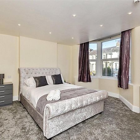 Beautiful Townhouse In Morecambe Kültér fotó